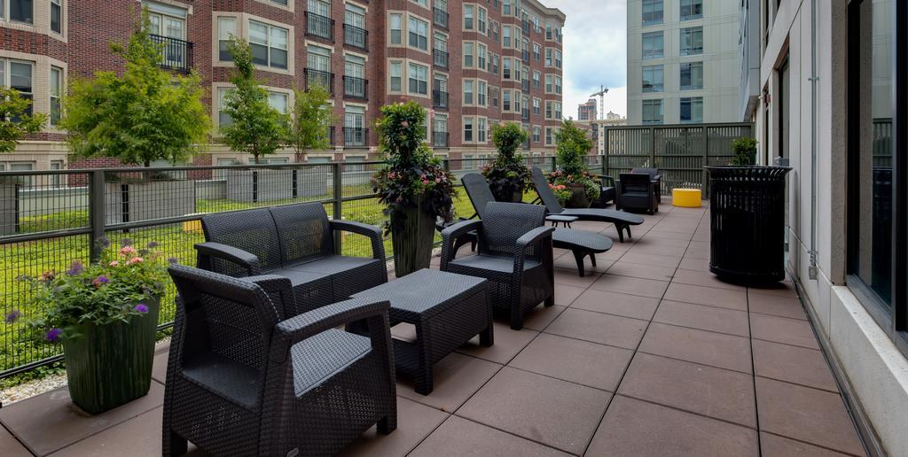 Global Luxury Suites At Kenmore Square Бостон Екстер'єр фото