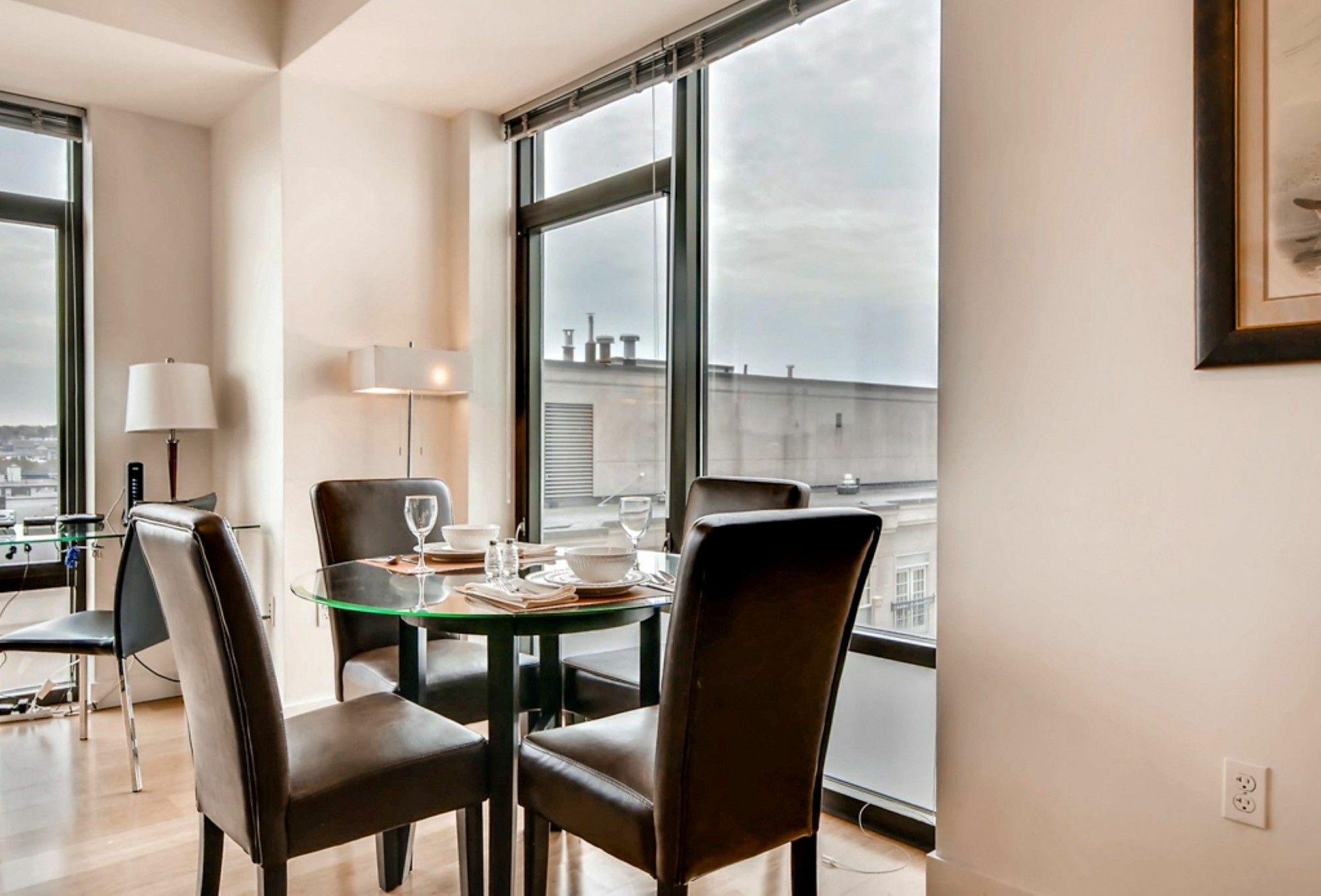 Global Luxury Suites At Kenmore Square Бостон Екстер'єр фото