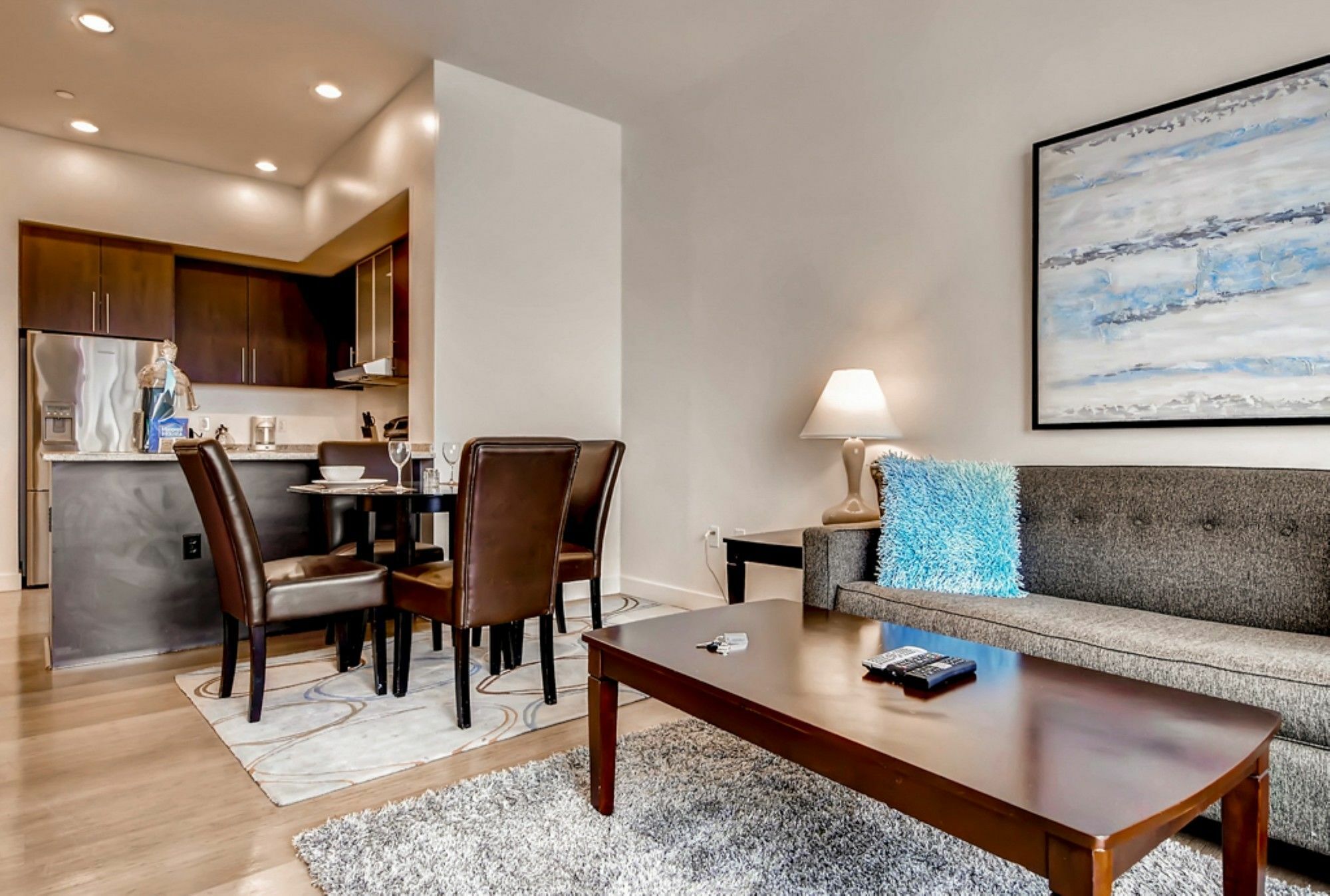 Global Luxury Suites At Kenmore Square Бостон Екстер'єр фото
