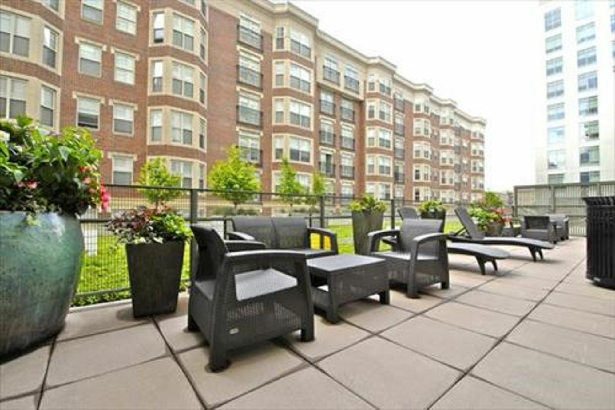 Global Luxury Suites At Kenmore Square Бостон Екстер'єр фото
